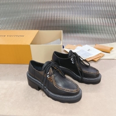 Louis Vuitton Low Shoes